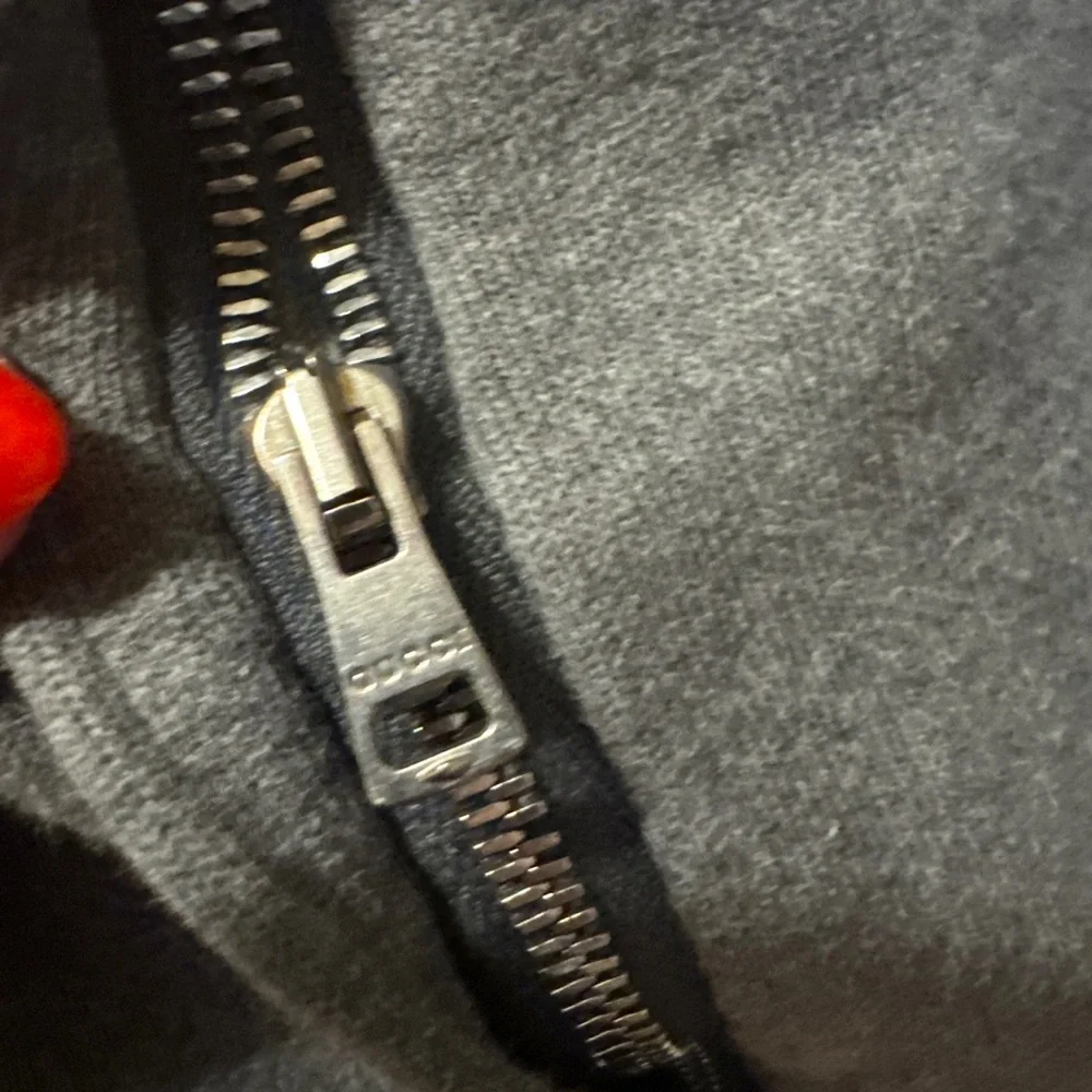 Gucci euc sweater